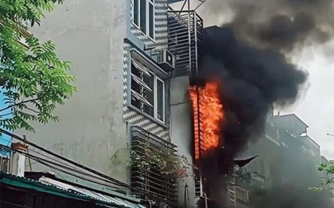 z7629469519823_3a3ddb9a1f58f3b6176f18345db8e06c